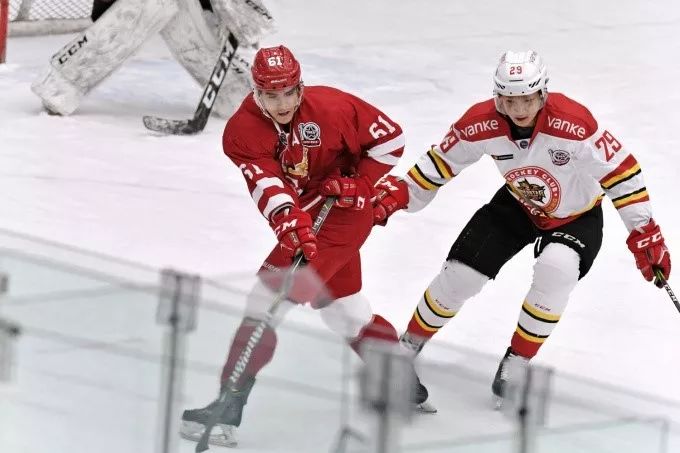 马赛客场遭遇顽强抵抗,艰难战平洛里昂